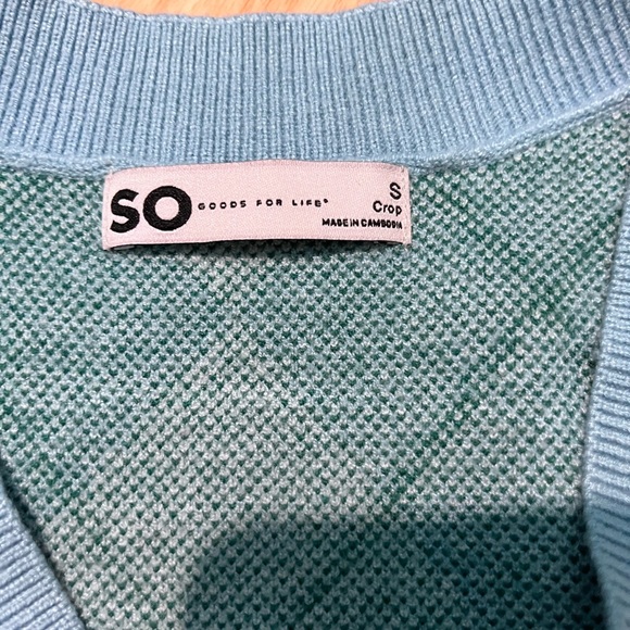 sweater vest - Picture 2 of 2